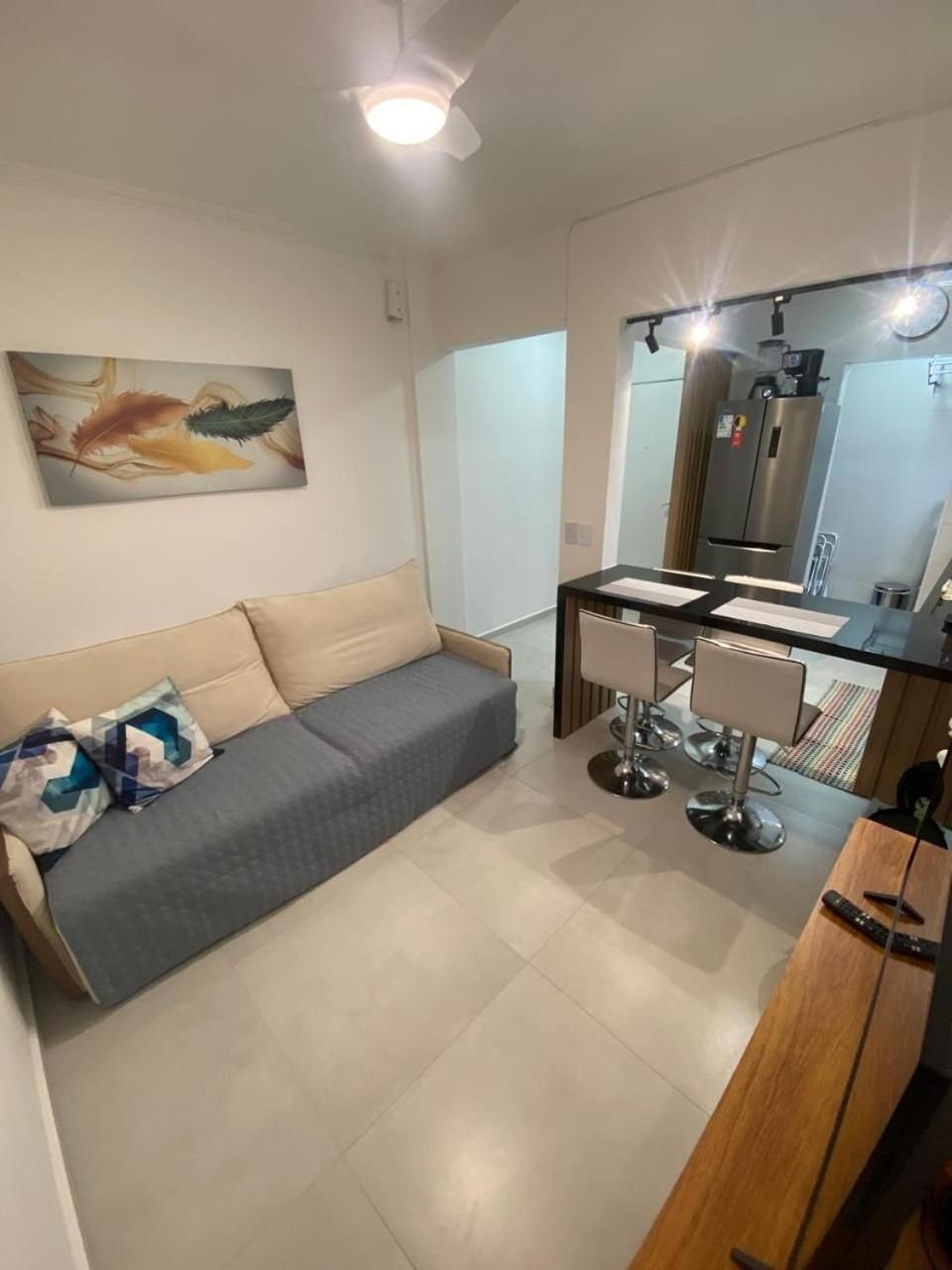 Canto Forte- Suite C/Varanda - Ate 5 Hospedes- Garagem - Wi Fi E 200 Metros Da Praia, 50 Metros Da Av Gastronomica Da Pg Praia Grande  Extérieur photo