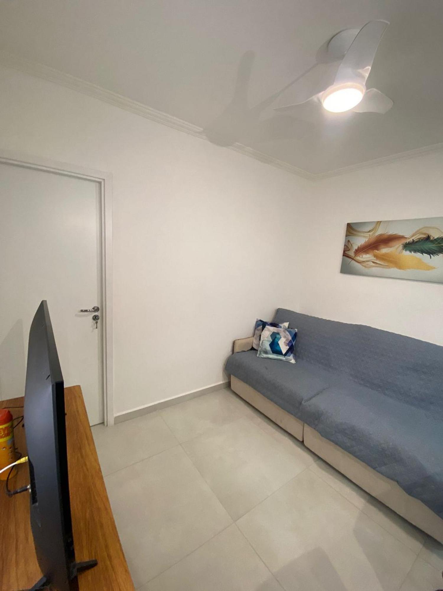 Canto Forte- Suite C/Varanda - Ate 5 Hospedes- Garagem - Wi Fi E 200 Metros Da Praia, 50 Metros Da Av Gastronomica Da Pg Praia Grande  Extérieur photo