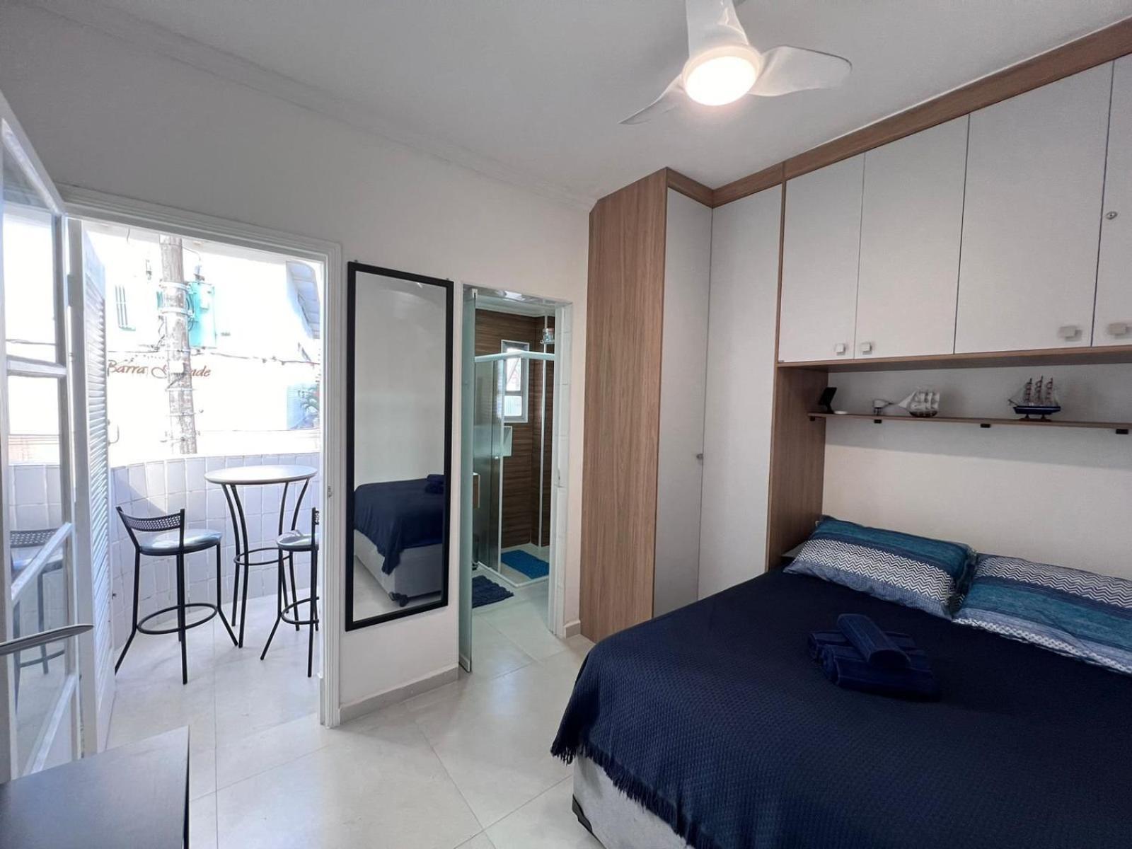 Canto Forte- Suite C/Varanda - Ate 5 Hospedes- Garagem - Wi Fi E 200 Metros Da Praia, 50 Metros Da Av Gastronomica Da Pg Praia Grande  Extérieur photo