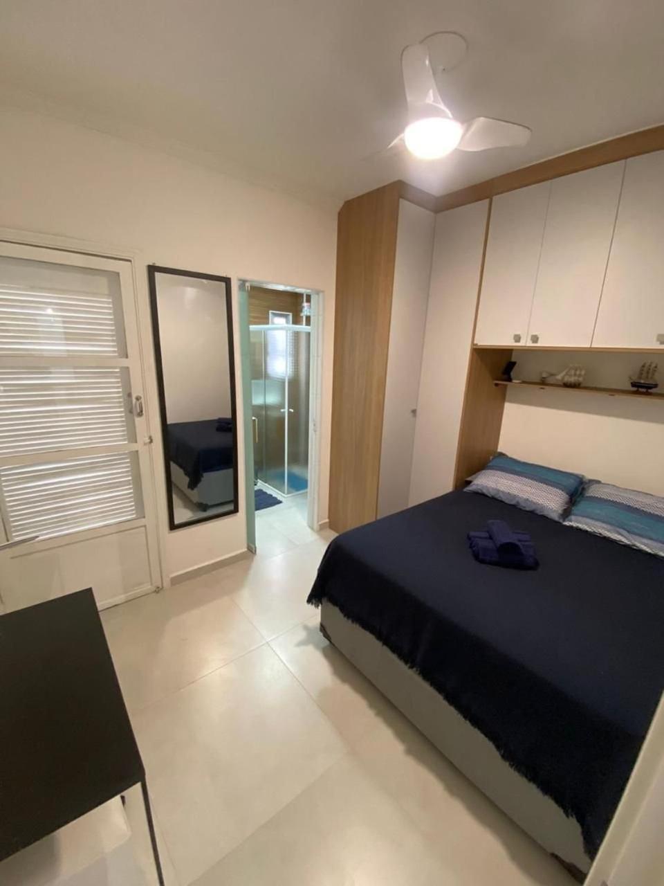 Canto Forte- Suite C/Varanda - Ate 5 Hospedes- Garagem - Wi Fi E 200 Metros Da Praia, 50 Metros Da Av Gastronomica Da Pg Praia Grande  Extérieur photo