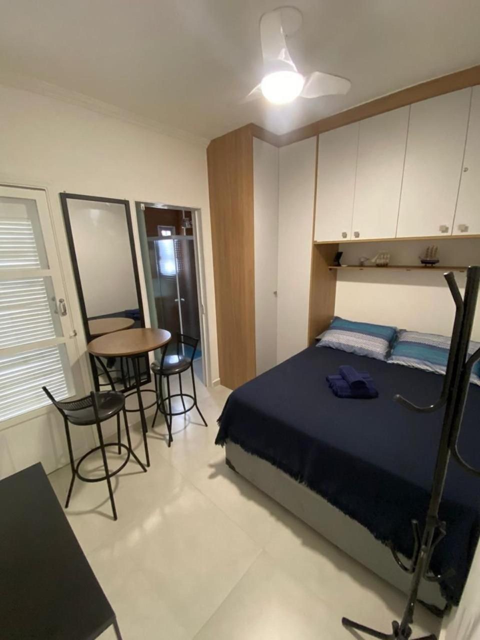 Canto Forte- Suite C/Varanda - Ate 5 Hospedes- Garagem - Wi Fi E 200 Metros Da Praia, 50 Metros Da Av Gastronomica Da Pg Praia Grande  Extérieur photo