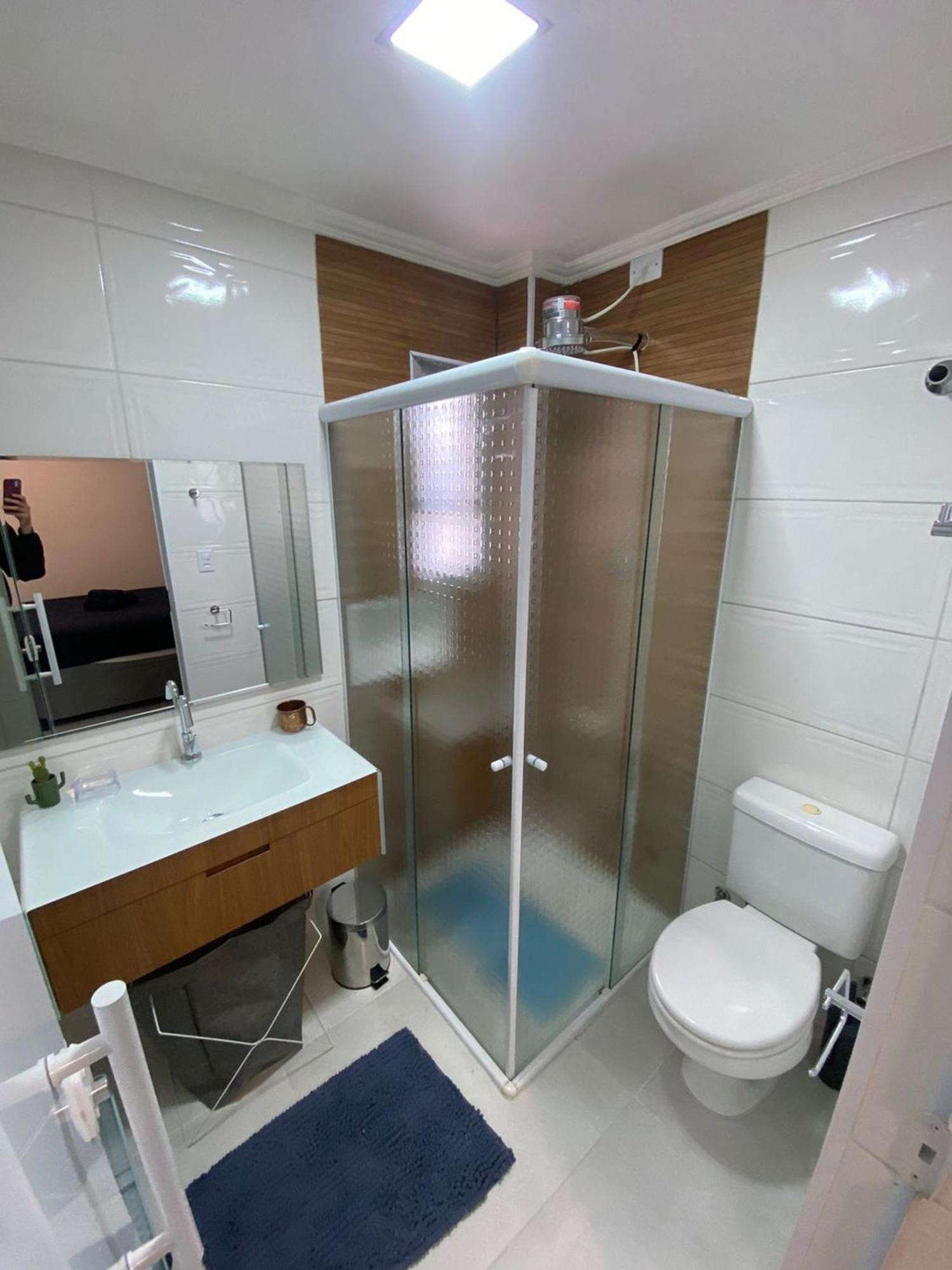Canto Forte- Suite C/Varanda - Ate 5 Hospedes- Garagem - Wi Fi E 200 Metros Da Praia, 50 Metros Da Av Gastronomica Da Pg Praia Grande  Extérieur photo