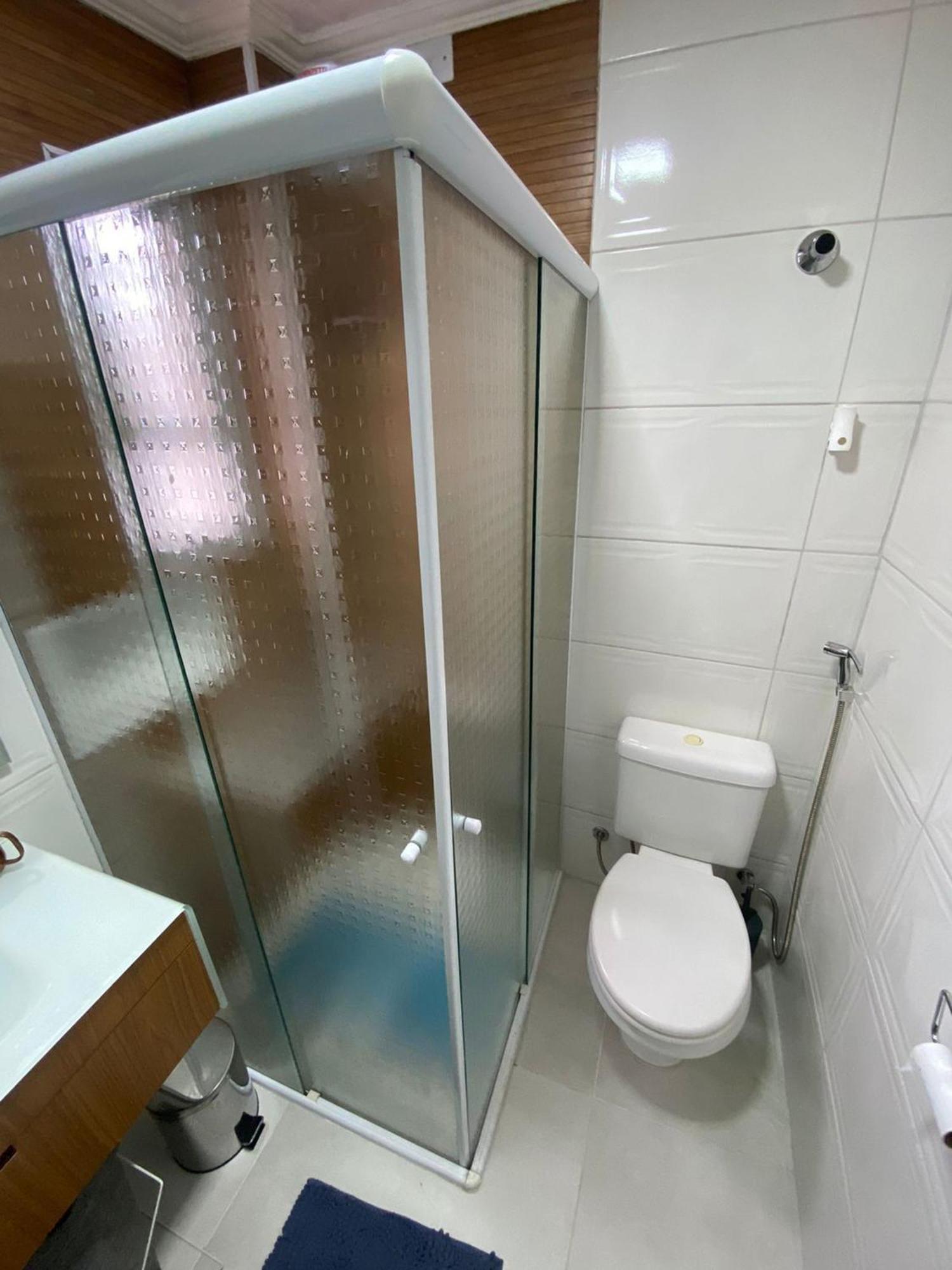 Canto Forte- Suite C/Varanda - Ate 5 Hospedes- Garagem - Wi Fi E 200 Metros Da Praia, 50 Metros Da Av Gastronomica Da Pg Praia Grande  Extérieur photo